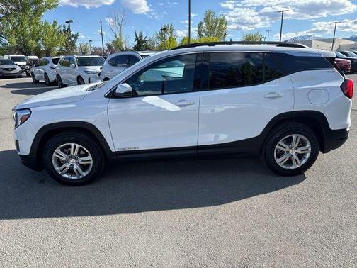 Summit White 2020 GMC Terrain SLE