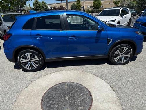 Blue 2024 Mitsubishi Outlander Sport 2.0 ES
