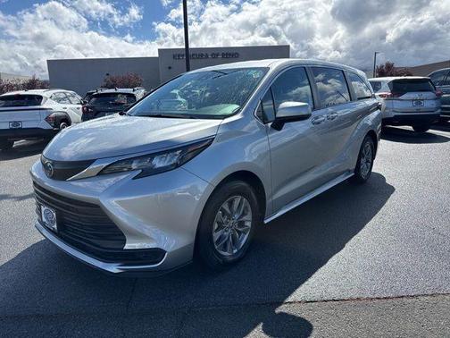 Celestial Silver Metallic 2024 Toyota Sienna LE