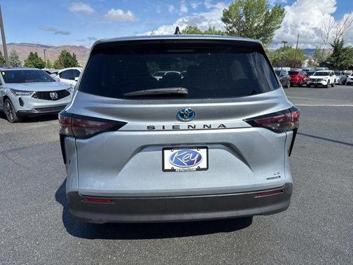 Celestial Silver Metallic 2024 Toyota Sienna LE