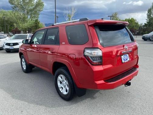 2024 Toyota 4Runner SR5