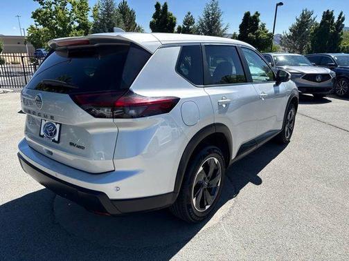 Brilliant Silver Metallic 2024 Nissan Rogue SV