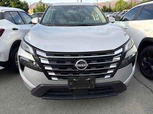 Brilliant Silver Metallic 2024 Nissan Rogue SV