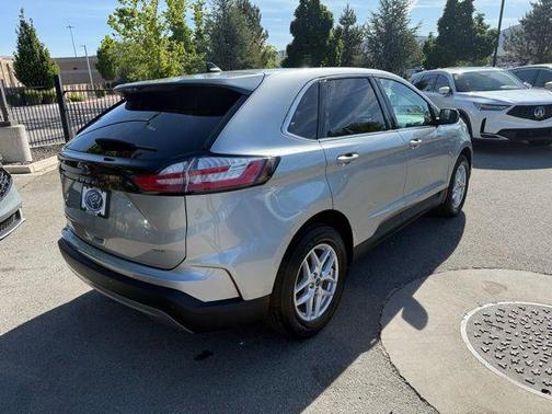 Silver Metallic 2023 Ford Edge SEL