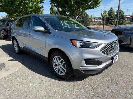 Silver Metallic 2023 Ford Edge SEL