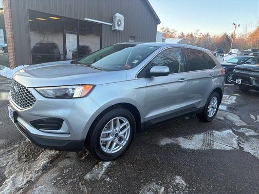 Silver Metallic 2023 Ford Edge SEL