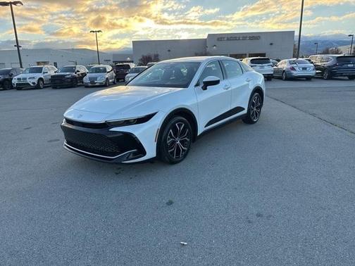 2024 Toyota Crown XLE