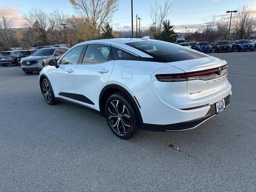 2024 Toyota Crown XLE