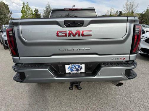 Sterling 2025 GMC Sierra 2500 AT4