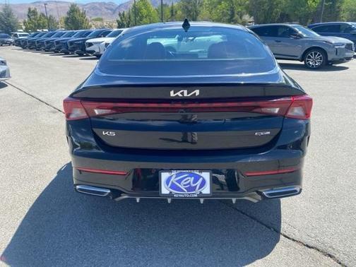 2024 Kia K5 GT-Line