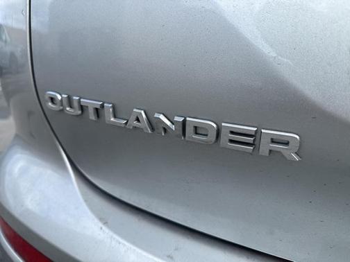 2024 Mitsubishi Outlander PHEV SEL