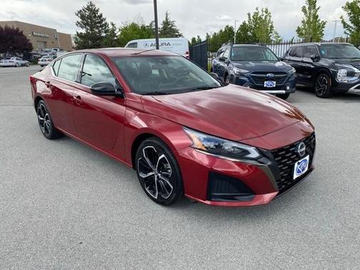 2023 Nissan Altima 2.5 SR