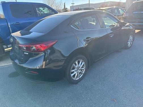 2016 Mazda Mazda3 i Sport