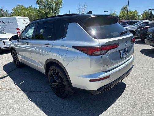 Alloy Silver Metallic 2025 Mitsubishi Outlander PHEV SEL EDITION