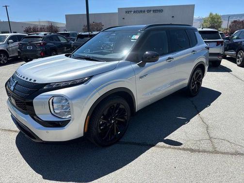Alloy Silver Metallic 2025 Mitsubishi Outlander PHEV SEL EDITION