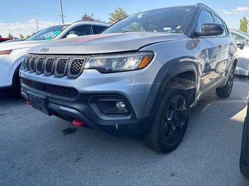 Silver Zynith 2024 Jeep Compass Trailhawk