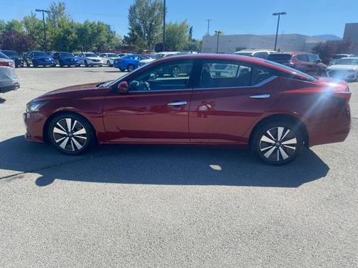 2022 Nissan Altima 2.5 SL