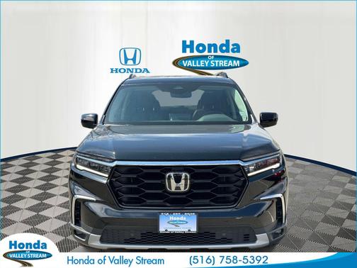 Crystal Black Pearl 2023 Honda Pilot