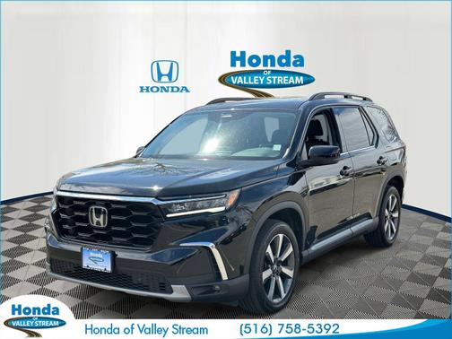 Crystal Black Pearl 2023 Honda Pilot