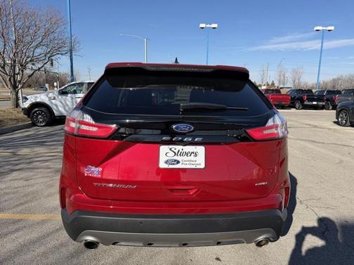 2022 Ford Edge Titanium