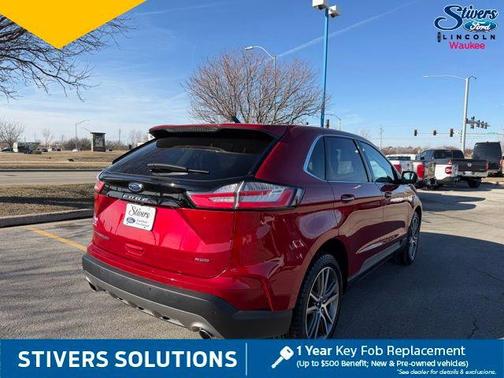 2022 Ford Edge Titanium
