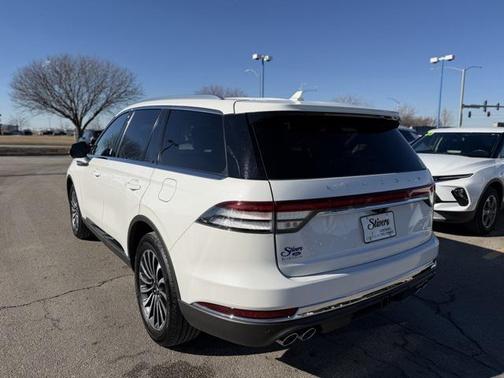 2023 Lincoln Aviator Standard AWD