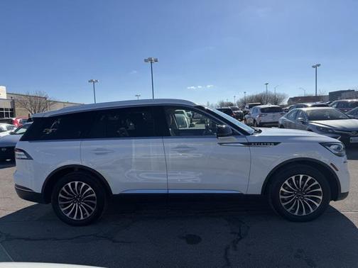 2023 Lincoln Aviator Standard AWD
