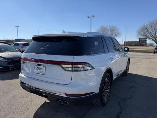 2023 Lincoln Aviator Standard AWD