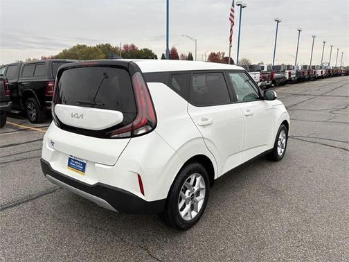 2023 Kia Soul LX