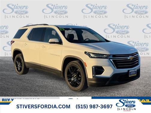 2023 Chevrolet Traverse LT Leather