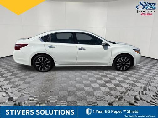 Glacier White 2018 Nissan Altima 2.5 SL