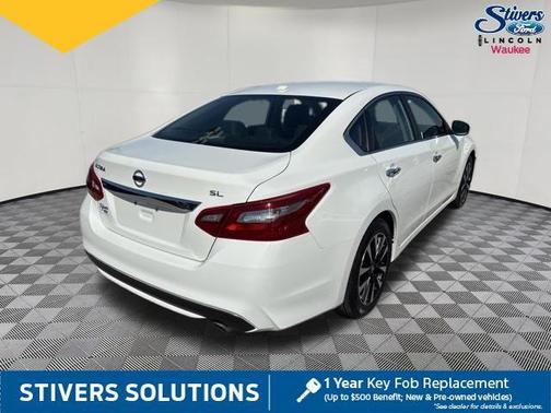 Glacier White 2018 Nissan Altima 2.5 SL