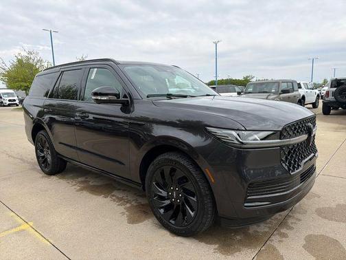 Starlight Gray Premium Colorant 2026 Lincoln Navigator Reserve