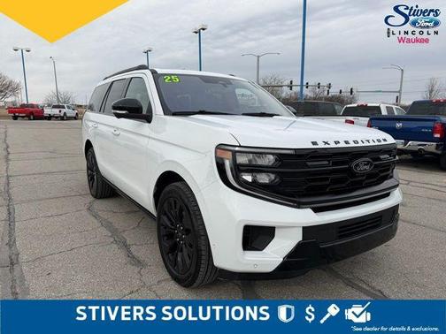 2025 Ford Expedition Platinum