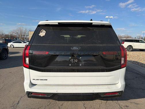 2025 Ford Expedition Platinum