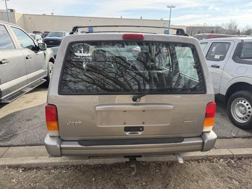 2001 Jeep Cherokee Classic
