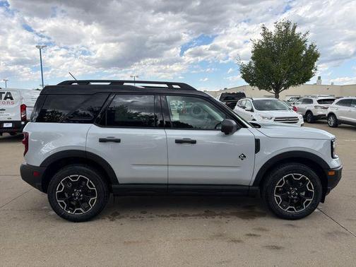 Space White Metallic 2026 Ford Bronco Sport Outer Banks