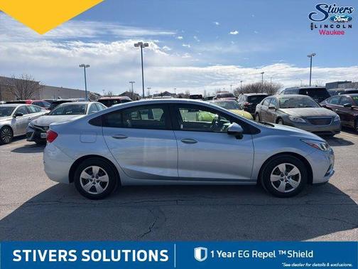 2017 Chevrolet Cruze LS