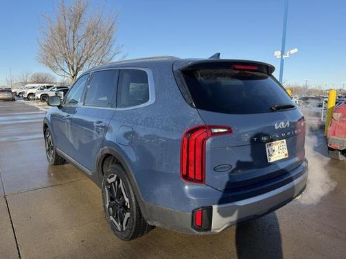 2023 Kia Telluride S