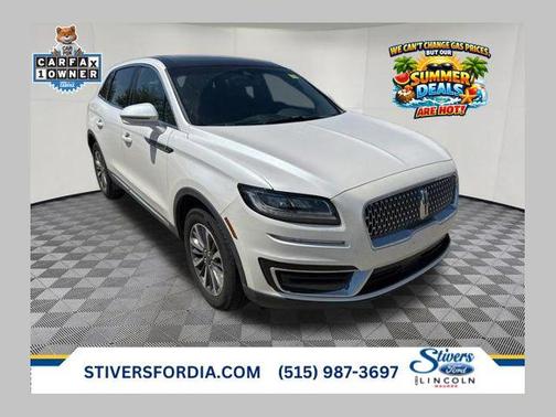 White Platinum Metallic Tri-Coat 2019 Lincoln Nautilus Select