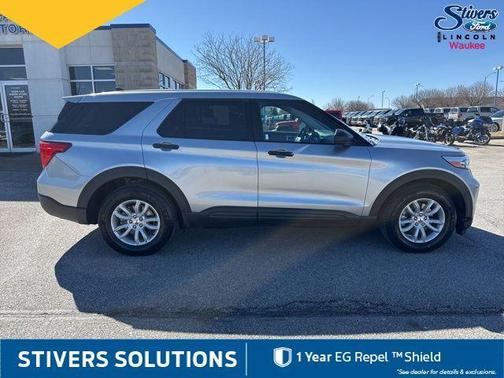 2021 Ford Explorer Base