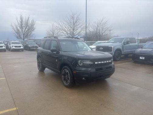 Shadow Black 2026 Ford Bronco Sport Outer Banks