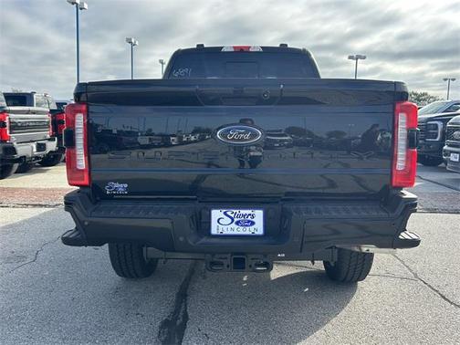 2025 Ford F-350 Lariat