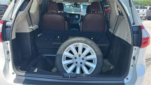 2020 Toyota Sienna Limited Premium