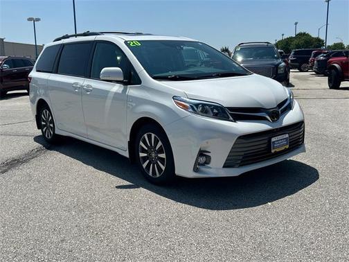 2020 Toyota Sienna Limited Premium