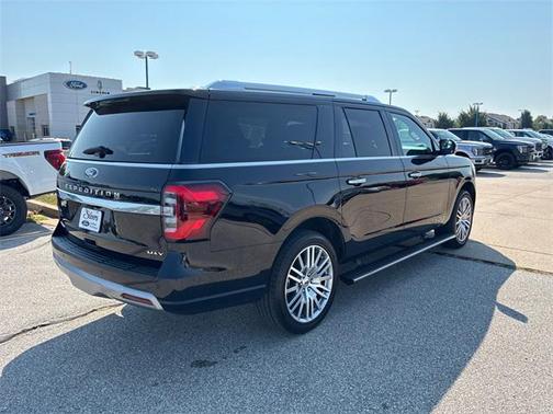 2022 Ford Expedition Max Platinum