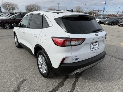 2020 Ford Escape SE