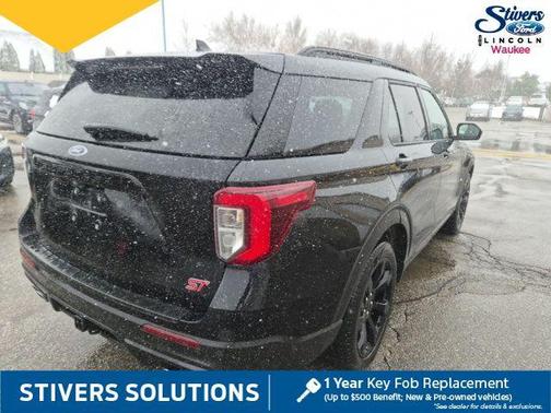 2022 Ford Explorer ST