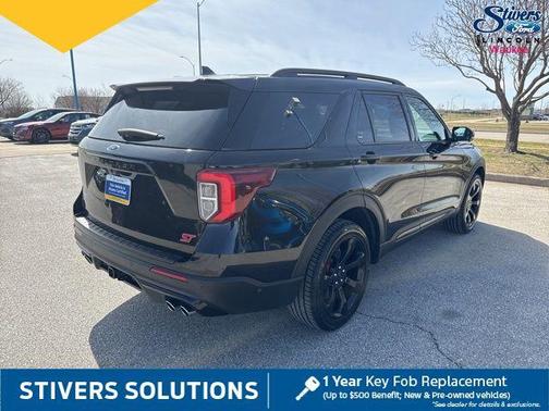 2022 Ford Explorer ST
