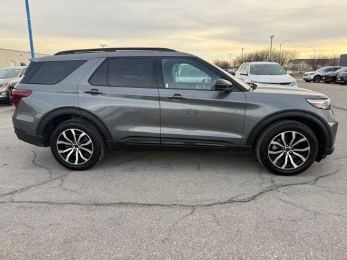 2023 Ford Explorer ST